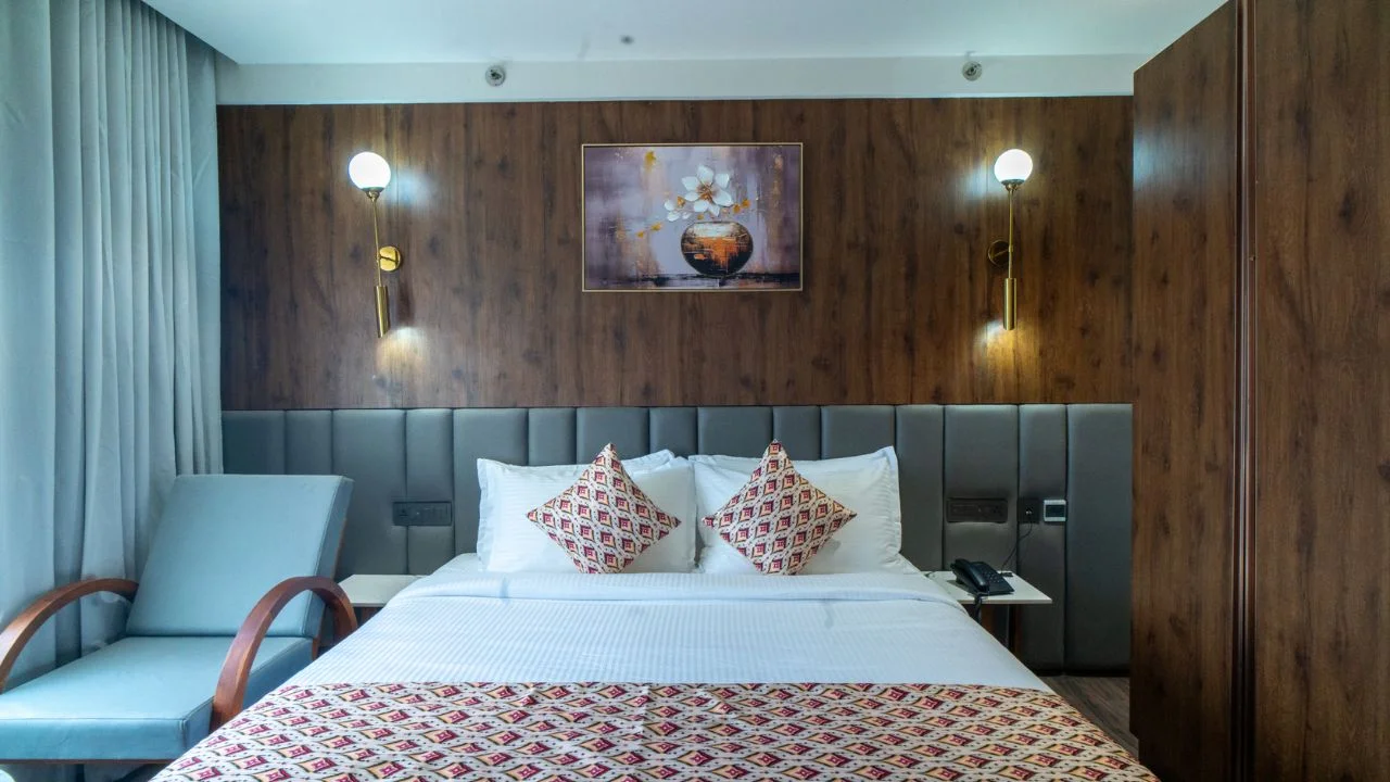 Sqrwomensrestroom: Insights from Designers and Activists